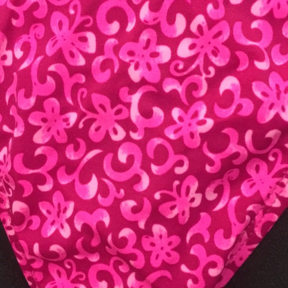 Pink bikini 👙 - Picture 2 of 6